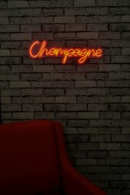 Champagne - Red Dekoratív plastic LED világítás 60x2x18  Roșu