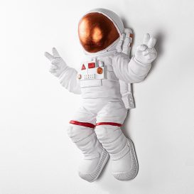 Semnul Pacii Astronaut - 3 Decorare perete 35x10x47 alb-Bronz